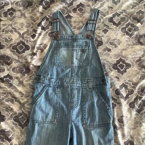 Soft boys overalls 5T Never worn!